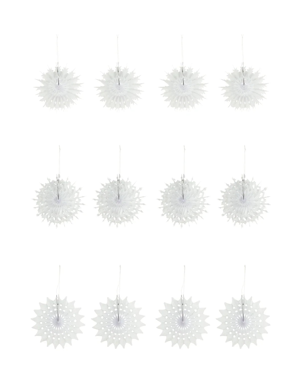 Fold hvide papirvifter med fine udskårne mønstre, sæt med 12 håndlavede ophæng i tre forskellige designs, Ø 15 cm