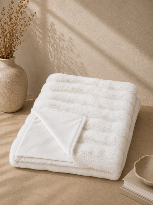 Plaid – hvid imiteret pels