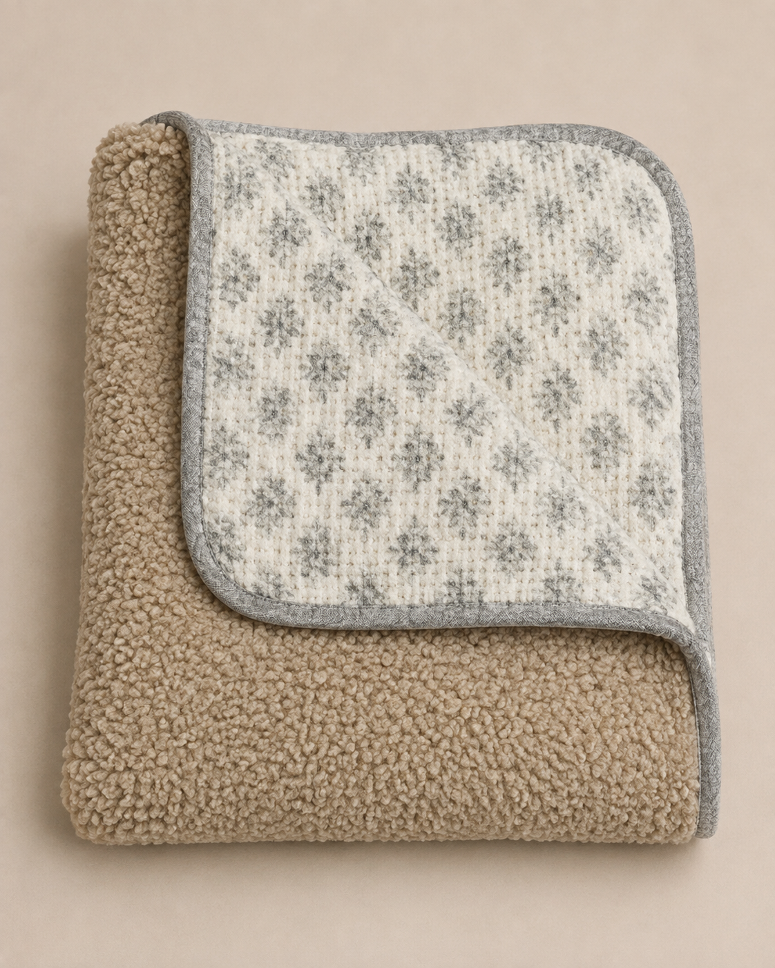 Quilt Ethnic vattæppe - Kamelgrå