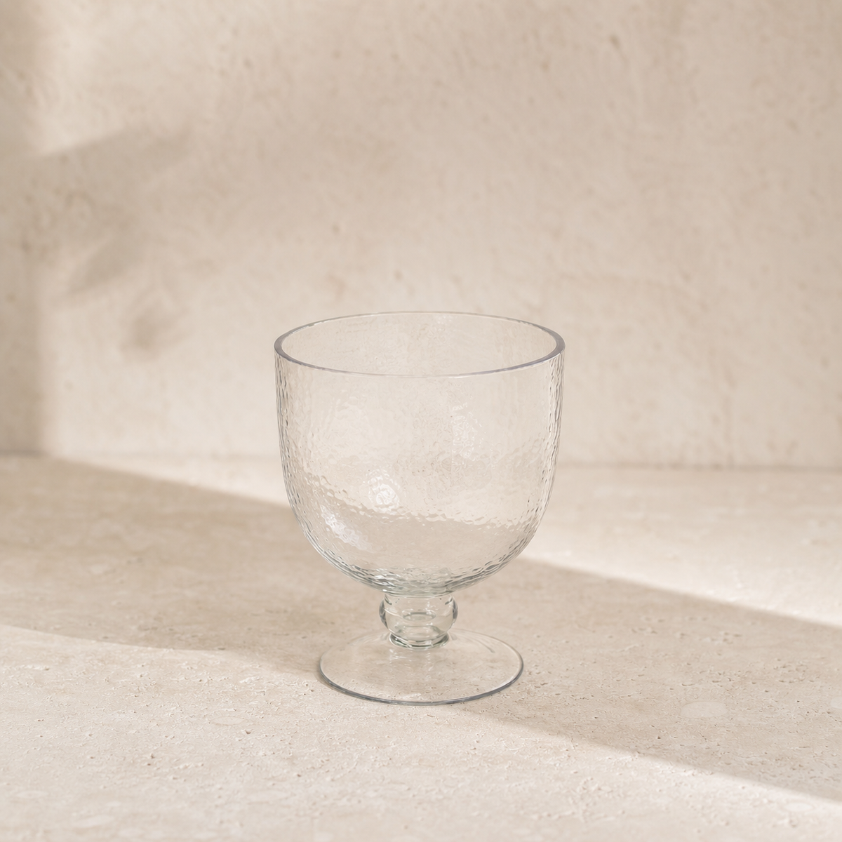 Lille hurricane i hamret glas