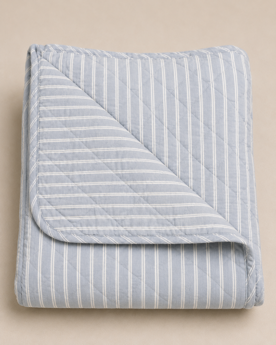 Quilt Ethnic vattæppe – lyseblå