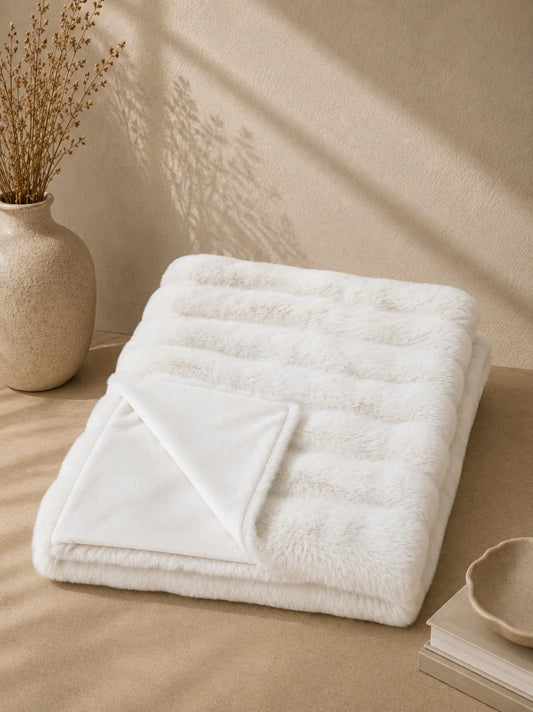 Plaid – hvid imiteret pels