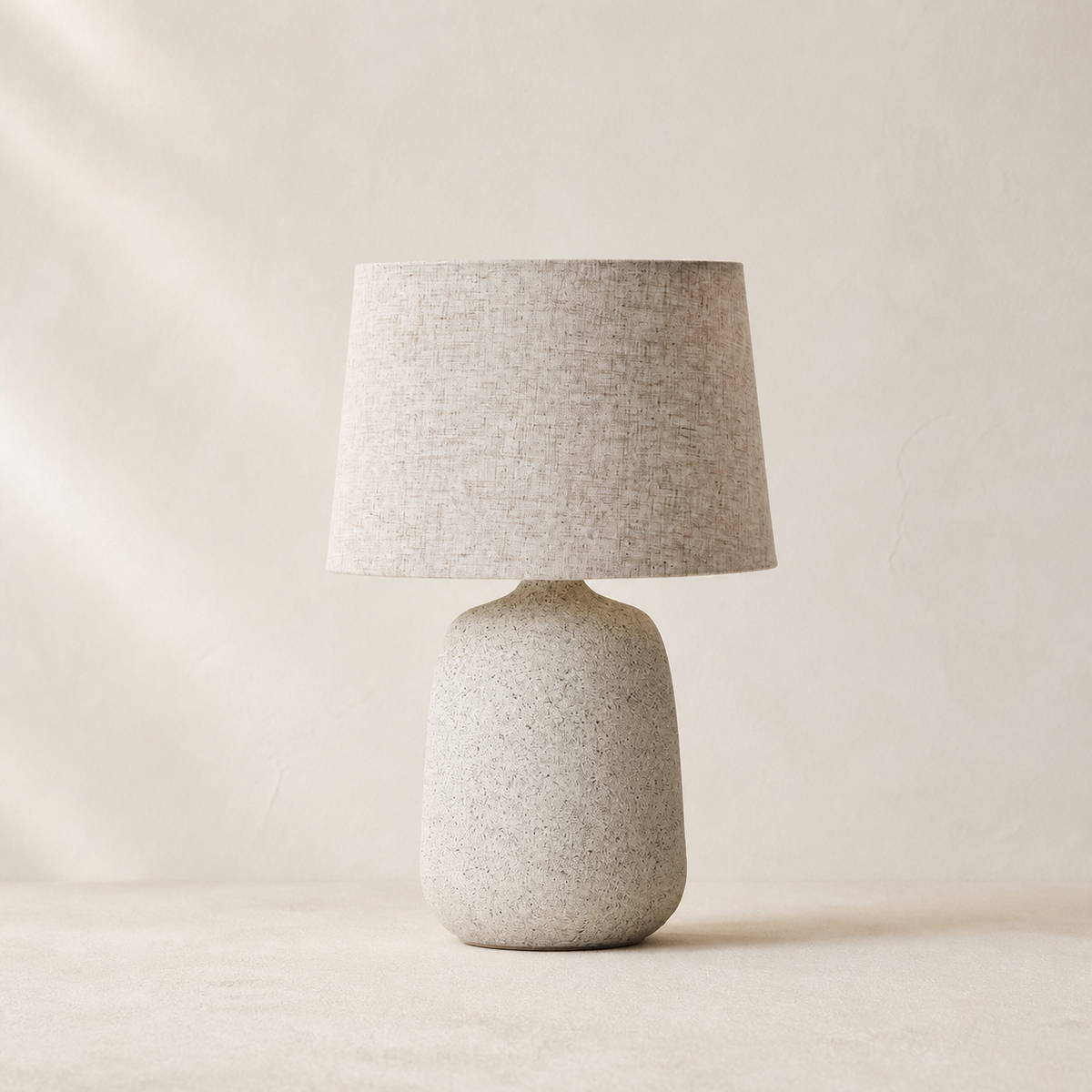 Bordlampe med skærm