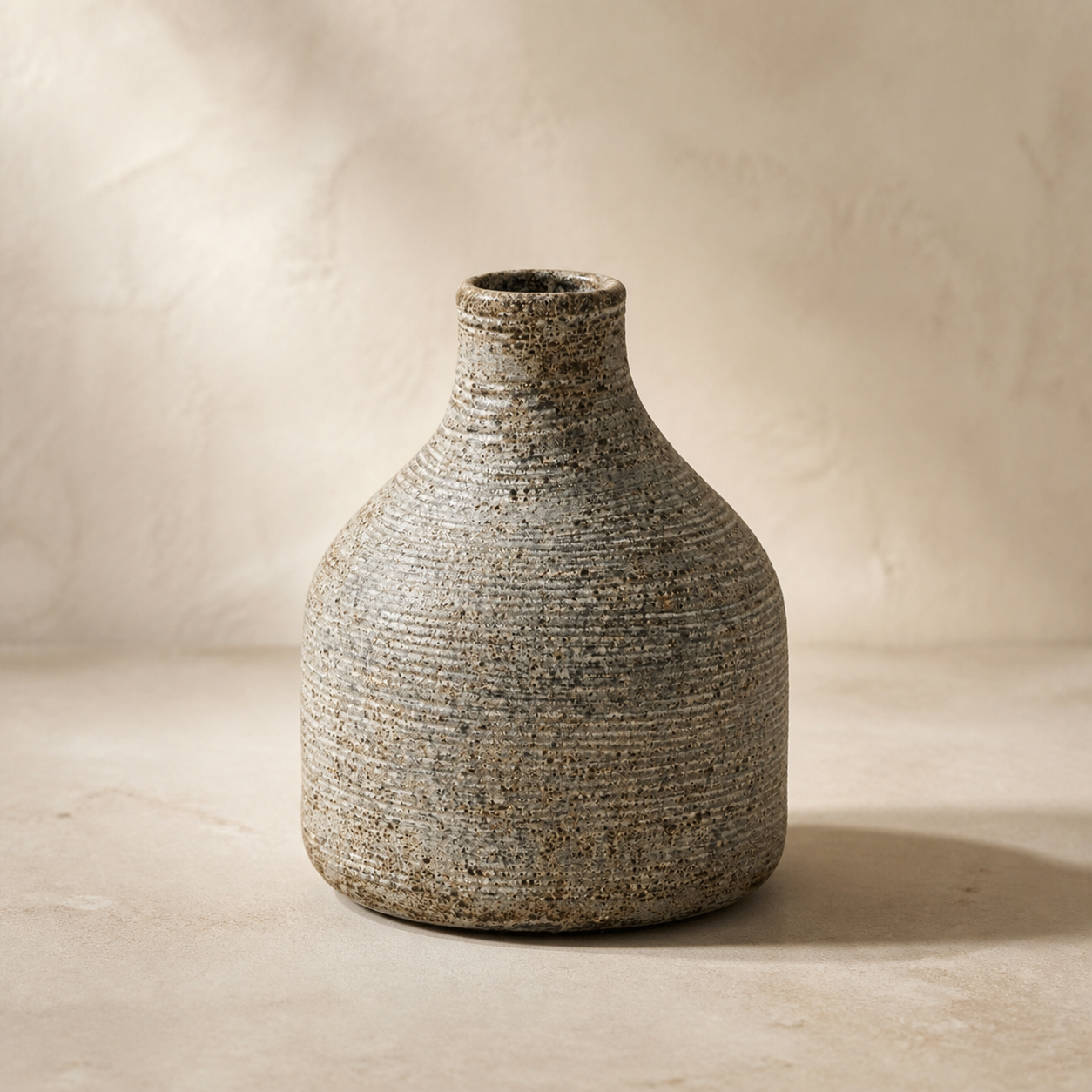 Stain Vase S